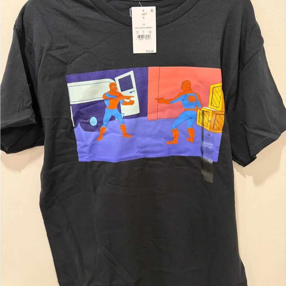 Marvel Comics Men’s Medium Spider-Man Pointing at Spider-Man Graphic Tee NWT - Picture 1 of 2
